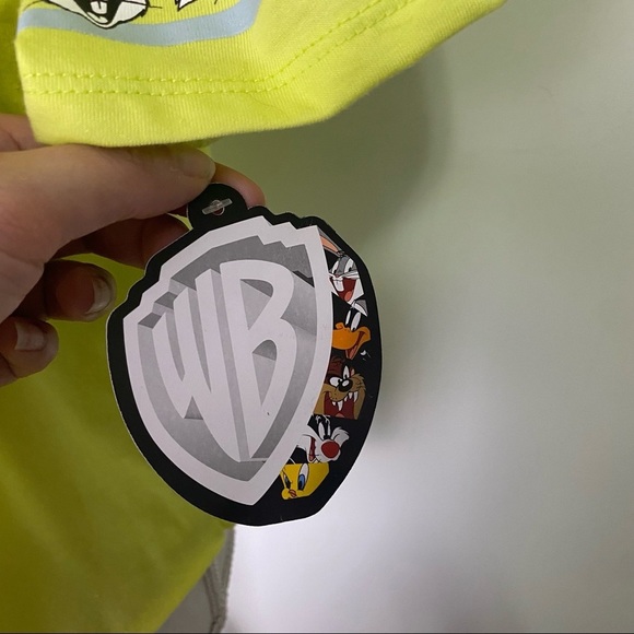 Looney Tunes Neon Cropped Graphic T-Shirt NWT Size XXL - Picture 9 of 9